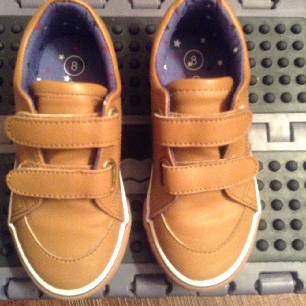 Toddler Boys  Velcro Shoes
